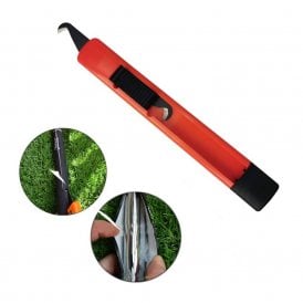 Hooked Blade Utility Knife