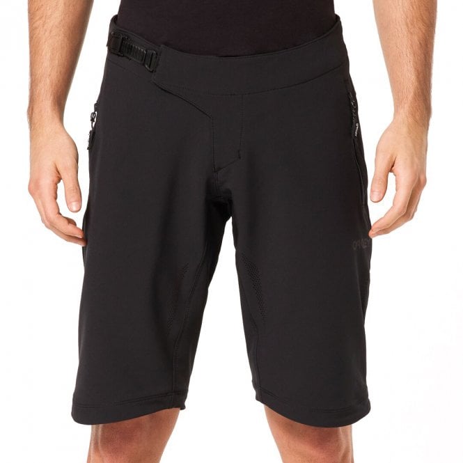 Oakley  ELEMENT Cycle SHORT - Blackout